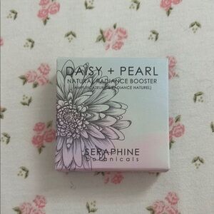 Seraphine Botanicals Daisy + Pearl Radiance Booster